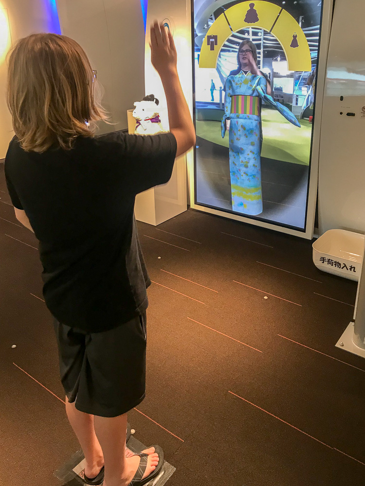 Virtual dress-up at Knowledge Capital, Osaka