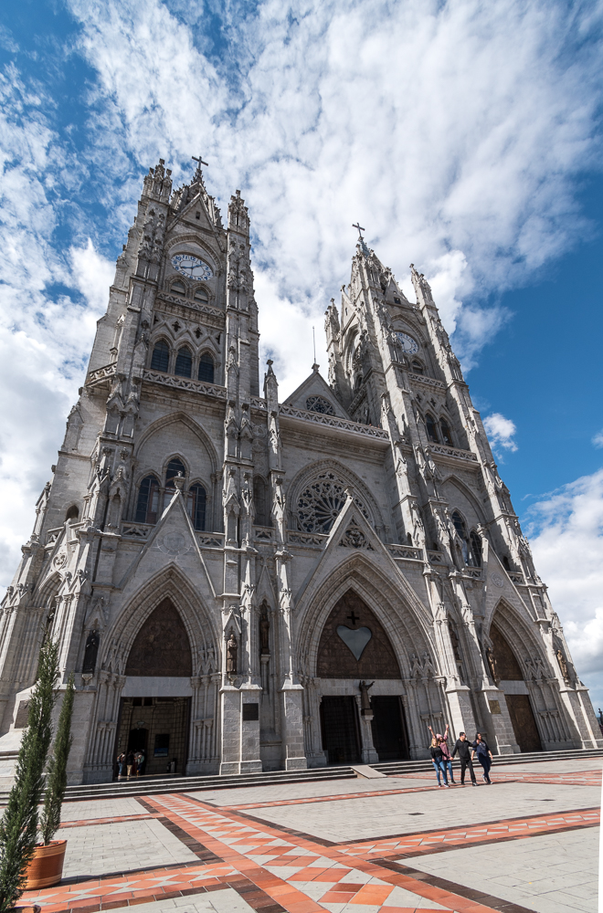 The Basílica del Voto Nacional - Quito