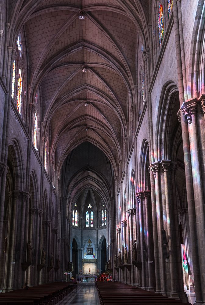 The Basílica del Voto Nacional - Quito