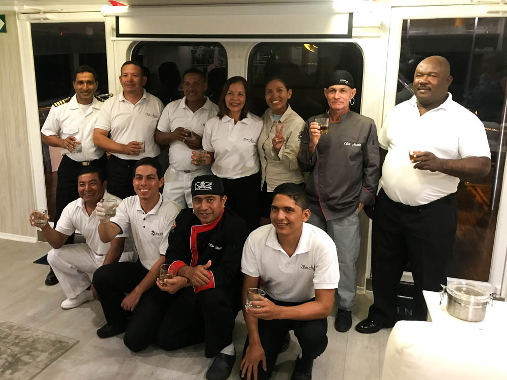 galapagos cruise Solaris crew